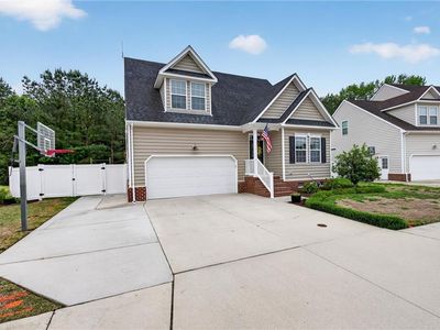 718 Creekwood Dr