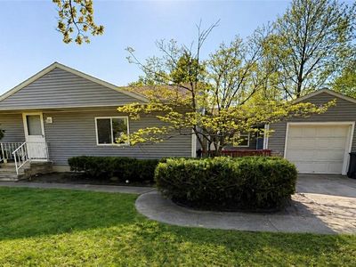 1015 Westshore Dr