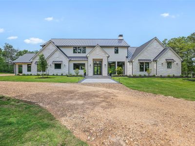 770 S Weyand Rd
