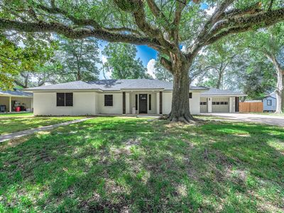 717 Cedar Lawn Dr