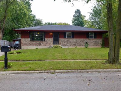 3214 Bavarian Ln