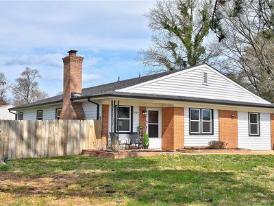 3144 Gaston Dr