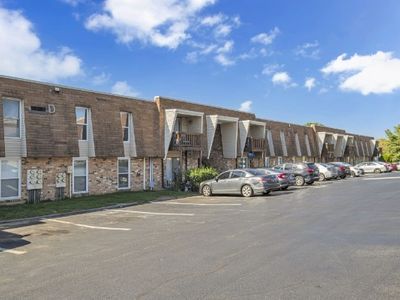 370 Wallace Rd APT D18