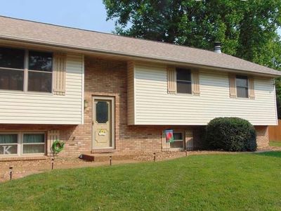958 Wagon Trail Ct