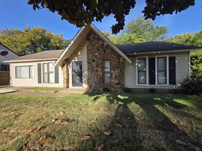 3308 Spring Shadow Dr