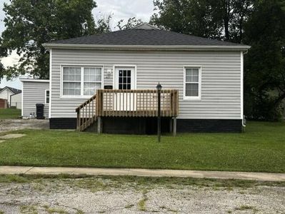 417 Grand Ave