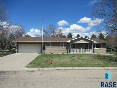 300 Sagratti St W