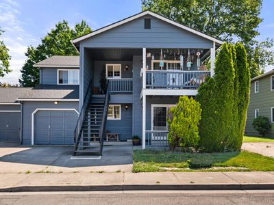 566 Village Dr
