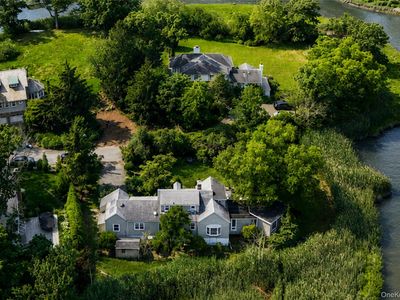 68 Woodbine Avenue
