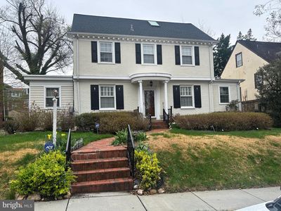1332 Jonquil St NW
