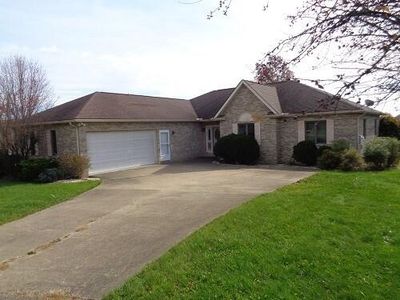 110 Hillcrest Dr