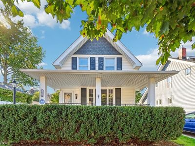 1638 Rosewood Ave