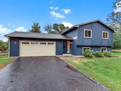 Property at 4 Shepherd Ct, Circle Pines, MN