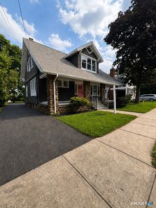 17 Ralston Avenue