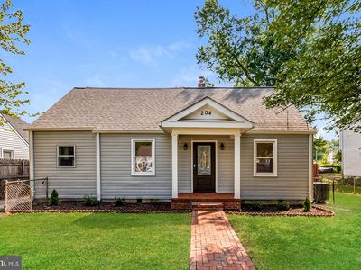 204 N Huron Dr