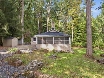 1819 Snyder Rd