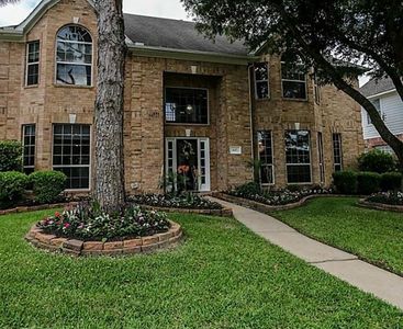 1627 Cantigny Ln