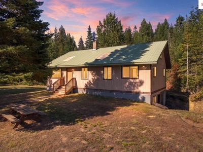 351 Lost Creek Ln