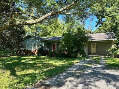 1443 River Rd