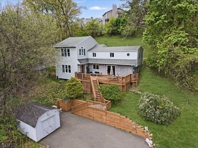 Property at 17 Albanese Rd, Haledon, NJ