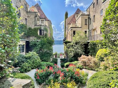 2501 Palisade Ave APT D2