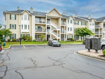 76 Clay St #76