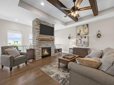 1558 Settlers Dr