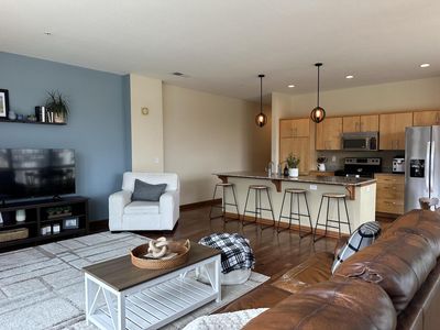 601 East Ogden AVENUE #612