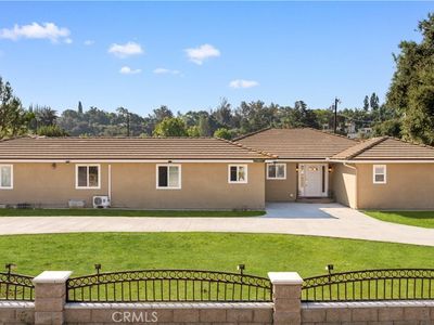 700 S Chaparro Rd
