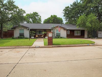 609 Hillside Rd
