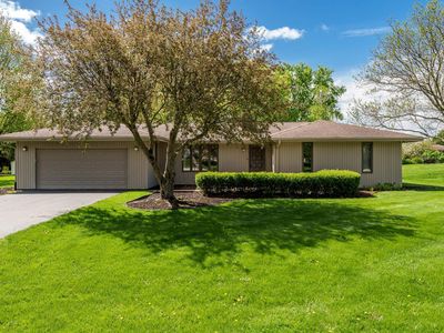 Property at 11891 Tresemer Rd, Roscoe, IL