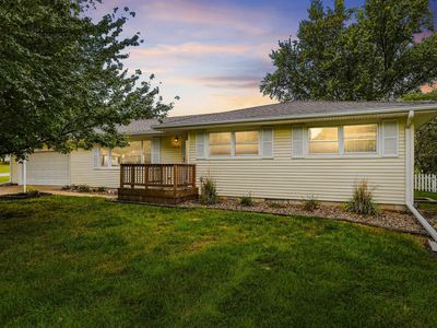 1911 Crescent Dr