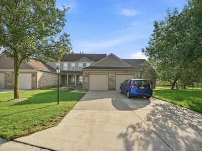 4083 Hunters Cir W