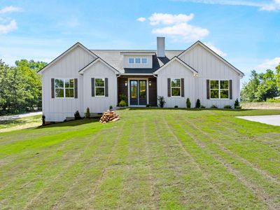 369 Pine Dr