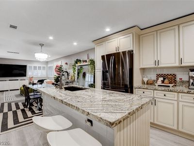 4425 Woodpine Dr Unit 105
