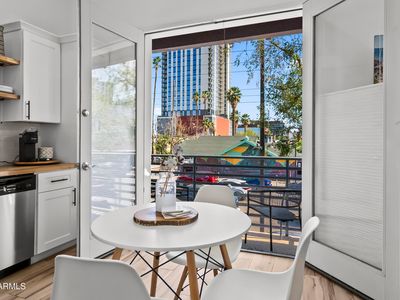 610 E Roosevelt Street #141