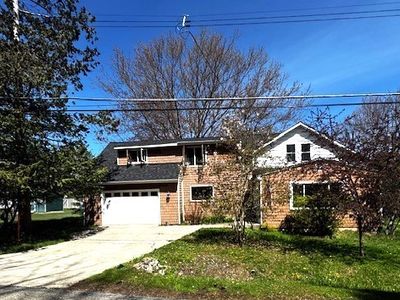 170 Rosewood Ave