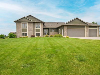 27203 Regal Ct
