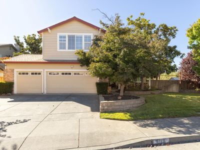 9119 Saint James Place