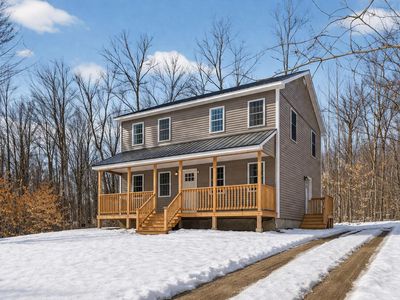 593 Pequawket Trail