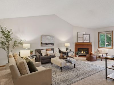 2565 Heritage Dr #111