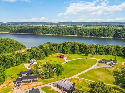 483 Kimber Dr