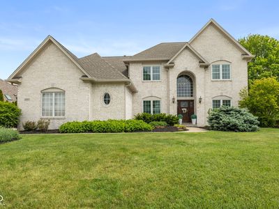 4627 Ridgewood Dr