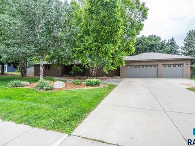 1008 W Batcheller Ln