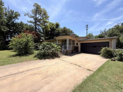 7104 Hilltop Ct