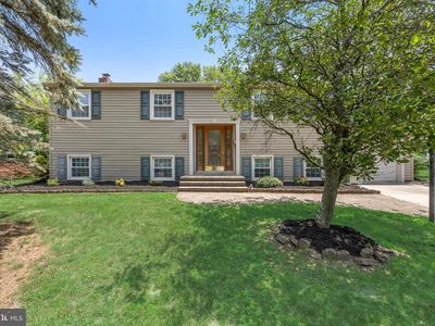 83 Lincoln Dr