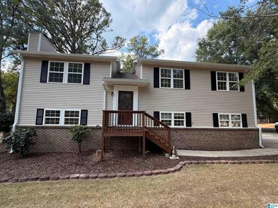 Property at 5120 Shamrock Dr, Helena, AL