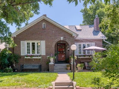 290 S Marion St Pkwy