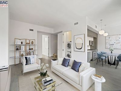 416 W 52nd St APT 520