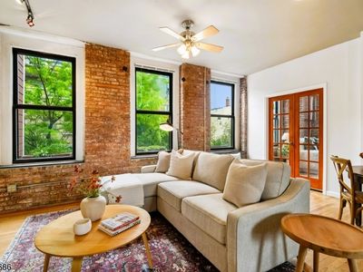 54-60 Mcwhorter St #207